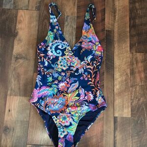 BCBG Maxazaria one piece women’s swimsuit bathing suit blue floral NEW SZ M